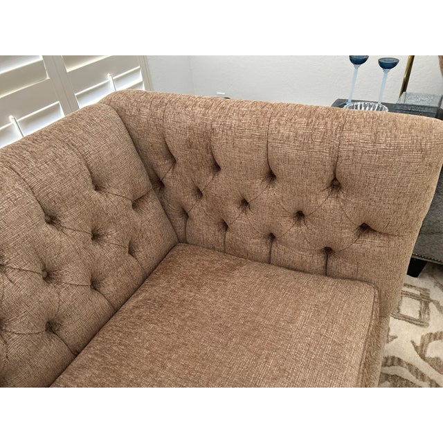 2020s Bernhardt Furniture Faye Camel Tufted Back Settee For Sale - Image 5 of 9