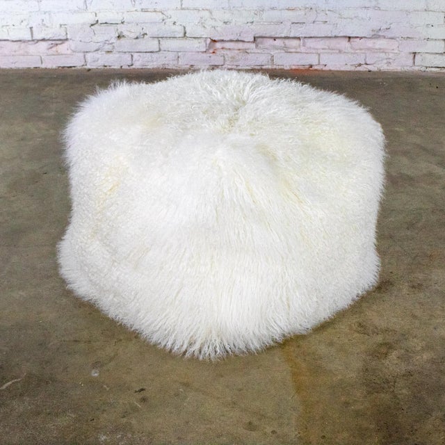 Late 20th Century Late 20th to Early 21st Century Modern Square Ottoman or Pouf With White Mongolian Sheepskin For Sale - Image 5 of 18