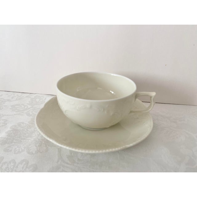 Rococo Mid 20th Century Rosenthal Sanssouci Ivory Pair of Cup and Saucers Set Vintage Excellent Condition For Sale - Image 3 of 7