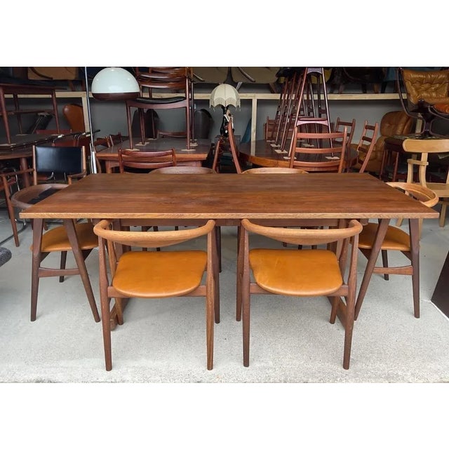 Mid-Century Modern Danish Shaker Dining Table and Dining Chairs by Hans J. Wegner for Getama, Set of 7 For Sale - Image 3 of 18