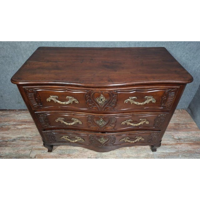 18th Century Louis XV Lyonnaise Commode in Molded and Carved Walnut For Sale - Image 3 of 13