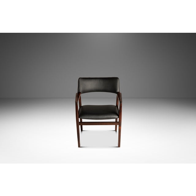 Set of Two (2) MCM Danish Modern Armchairs in Rosewood & Leather by Erik Wørts for Soro Stolefabrik, Denmark, C. 1960's For Sale In Orlando - Image 6 of 18