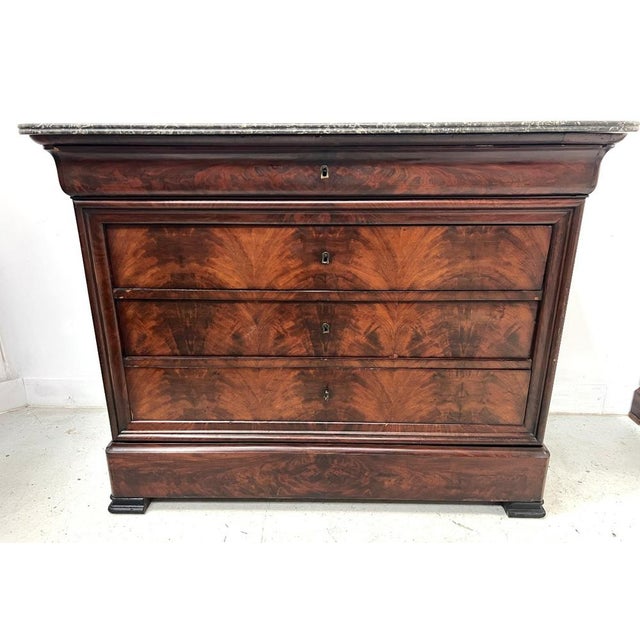 Louis Philippe Mahogany Chest of Drawers, 19th Century For Sale - Image 13 of 13