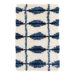 Dash & Albert by Annie Selke Noma Indigo Woven Wool Rug, 2'6" x 8' For Sale