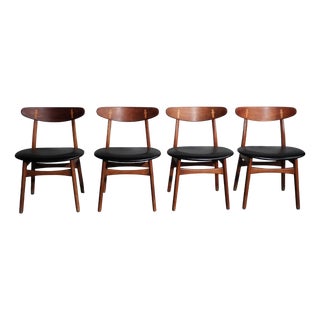 CH 30 Chairs by Hans J. Wegner for Carl Hansen & Søn, Denmark, 1960, Set of 4 For Sale