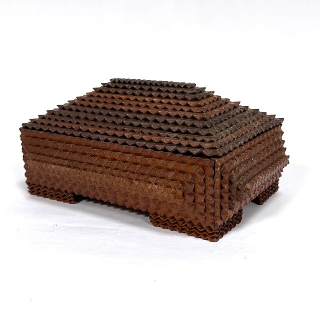 Antique Tramp Art Lidded and Footed Box For Sale - Image 4 of 10