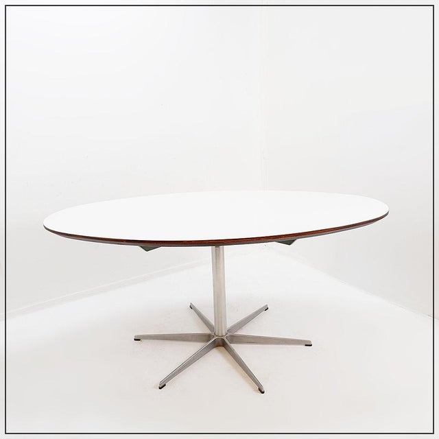 Star Base Dining Table attributed to Arne Jacobsen for Fritz Hansen, 1970s For Sale - Image 16 of 16