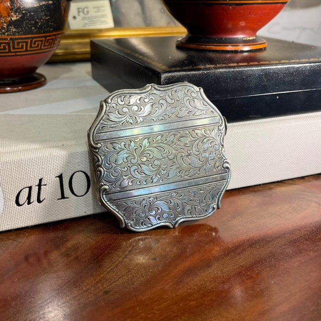 Art Nouveau Powder with Mirror and Silver Plate, France, 1890s For Sale - Image 4 of 18