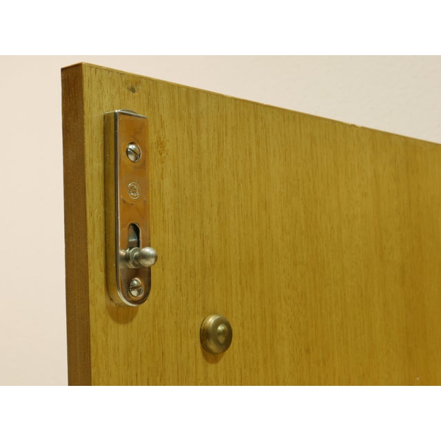 Mid-Century Scandinavian Modern Display Cabinet, Germany, 1960s For Sale - Image 15 of 18