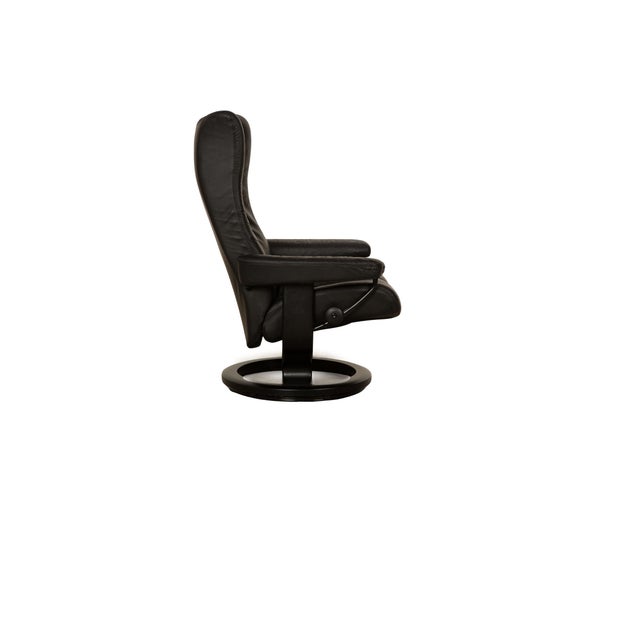 Black Wing Lounge Chair with Stool in Leather from Stressless, Set of 2 For Sale - Image 8 of 11