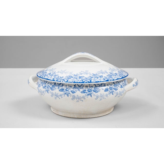 Ceramic 20th Century Dutch Special Edition Porcelain Tureen With Lid For Sale - Image 7 of 18