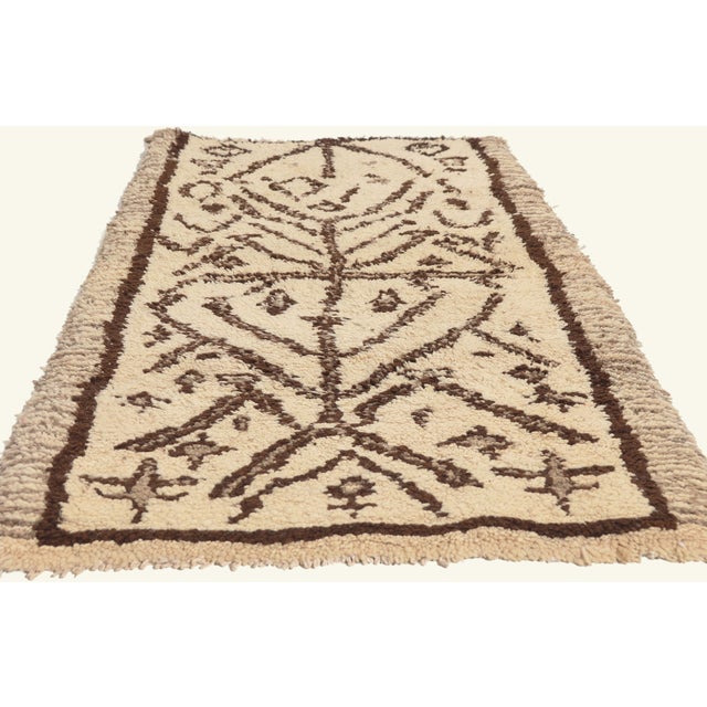Contemporary Vintage Azilal Moroccan Rug, 02'11 X 05'11 For Sale - Image 3 of 10