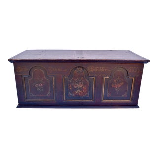 Pine Trunk or Blanket Chest in Original Decorative Paint For Sale