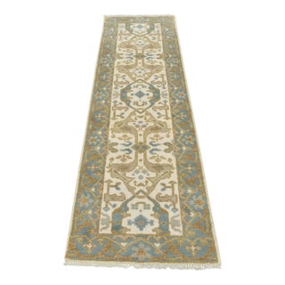 Oushak Runner 2’7” X 7’10” Ivory Wool Tribal Hand-Knotted Oriental Rug For Sale
