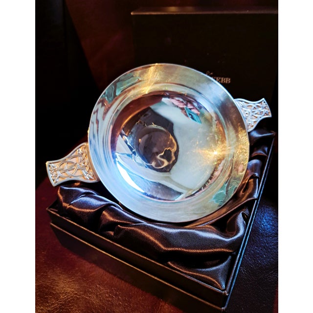 Vintage Silver-Plated Quaich by Mappin & Webb, 2000s, in Very Good conditions. Designed from 2000 This piece has an...