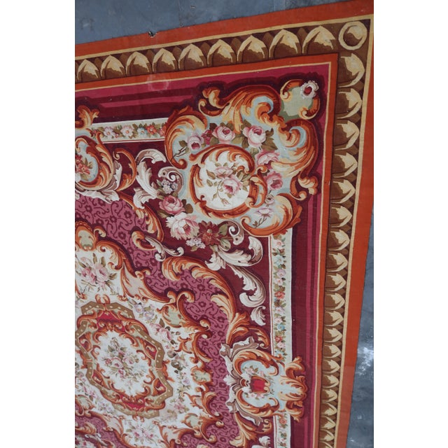 Louis XV Savonnerie Rug in Wool For Sale - Image 11 of 15