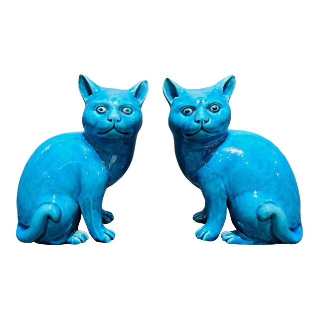 Chinese Export Porcelain Turquoise Pair of Cats For Sale