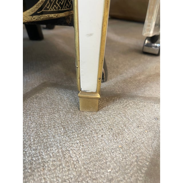 Neoclassical Style White & Gold Guéridon Accent Table – Light Brown Marble For Sale - Image 14 of 14