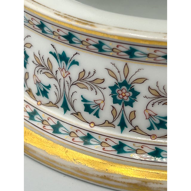 Late 19th Century Late Victorian Cray’s Patent Porcelain Washstand Soap, Sponge & Brush For Sale - Image 12 of 16
