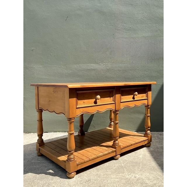 Late 20th Century Vintage Knotty Pine Plank Center Island For Sale - Image 5 of 12