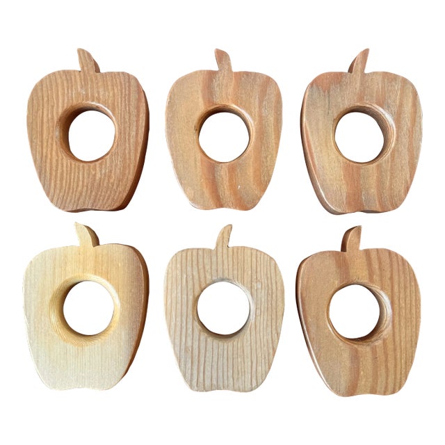 Set of 6 Vintage Hand-Carved Wooden Apple Napkin Rings – Rustic Table Decor For Sale