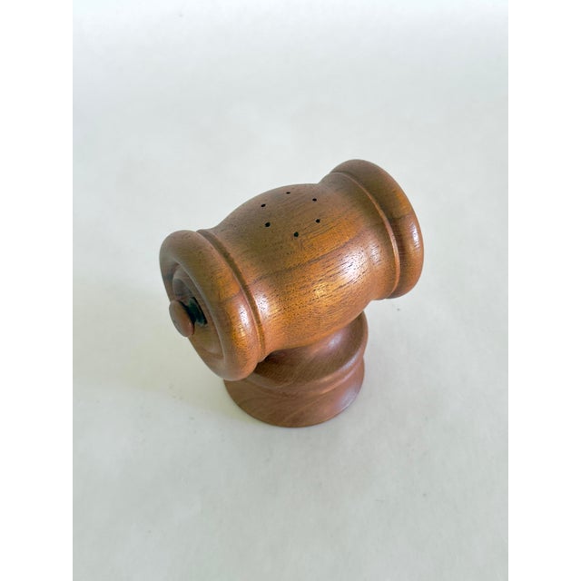 1970s 1970s Richard Nissen Teak Combo Pepper Mill For Sale - Image 5 of 7
