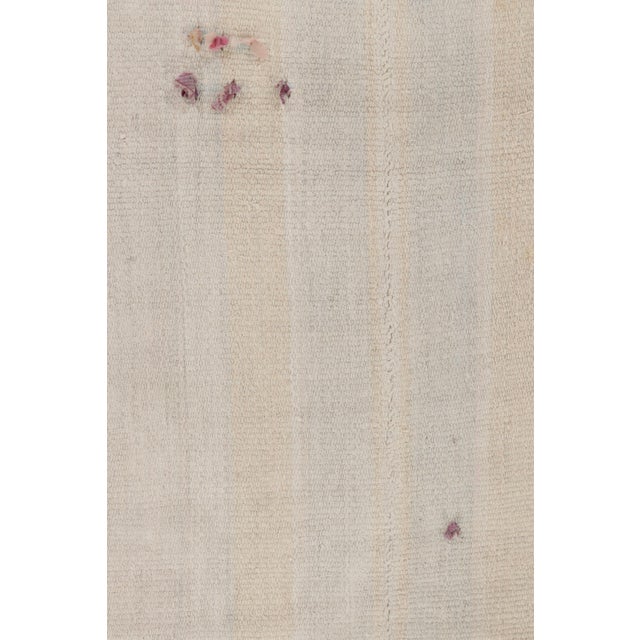 Late 20th Century Rug & Kilim’s Contemporary Flatweave Runner With Beige & Ivory Tonal Stripes For Sale - Image 5 of 10