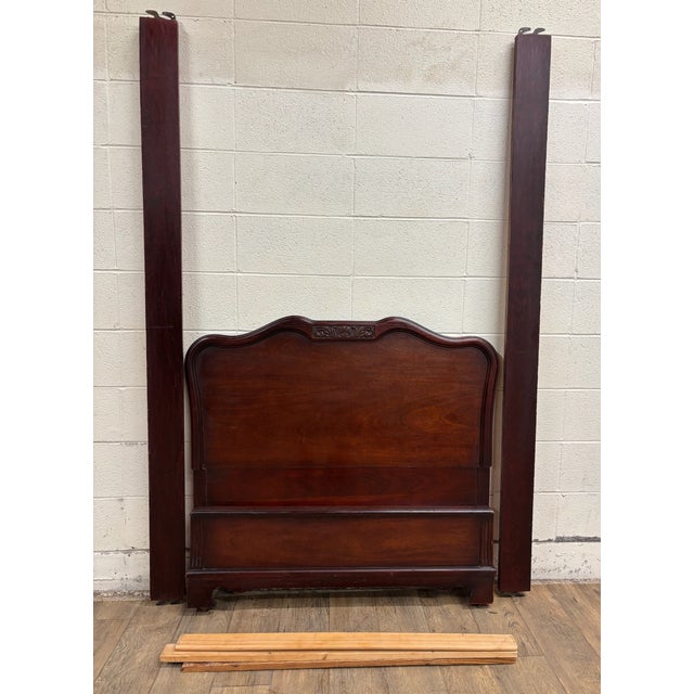 This is an absolutely beautiful vintage Huntley Furniture French Provincial or Country French style twin-sized bed frame,...