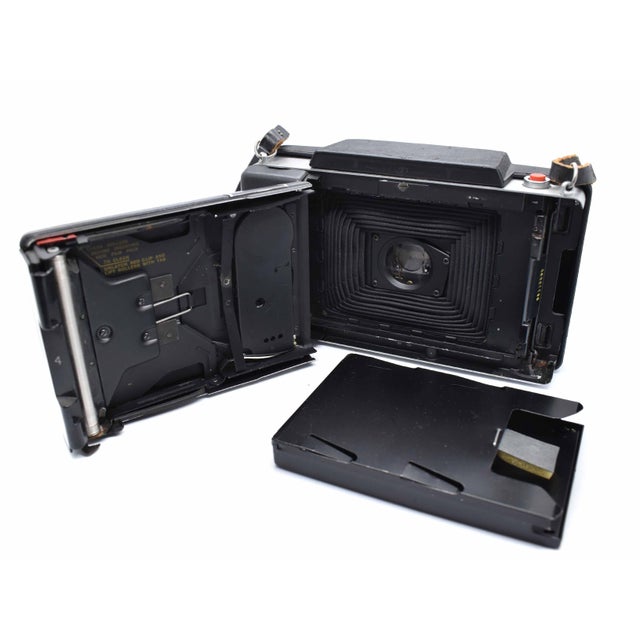 Silver Mid 20th Century Foldable Polaroid Land Automatic Camera Model 350 With Clamshell Cover and Original Leather Shoulder Starp For Sale - Image 8 of 11