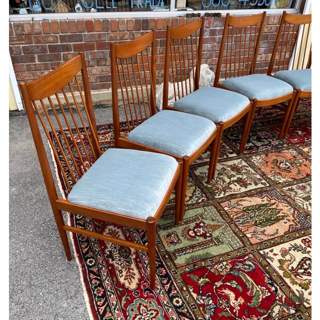 Sibast Danish Dining Room Table and 8 Chairs - Set of 9 For Sale - Image 11 of 18