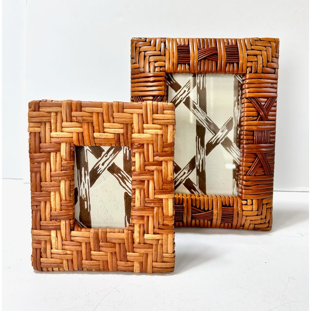 Brown Vintage Woven Rattan Picture Frames – Set of 2 Handwoven Boho Coastal Frames With Easel Backs For Sale - Image 8 of 8