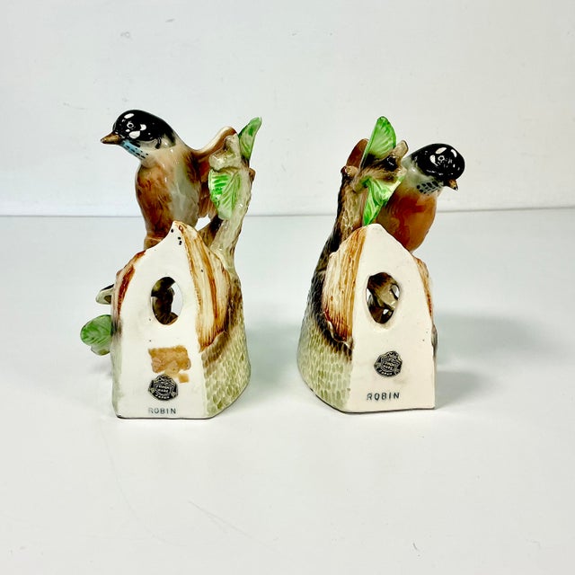 Ceramic 1950s Mid-Century Boho Chic Arts & Crafts Porcelain Robin Bookends - A Pair. For Sale - Image 7 of 12