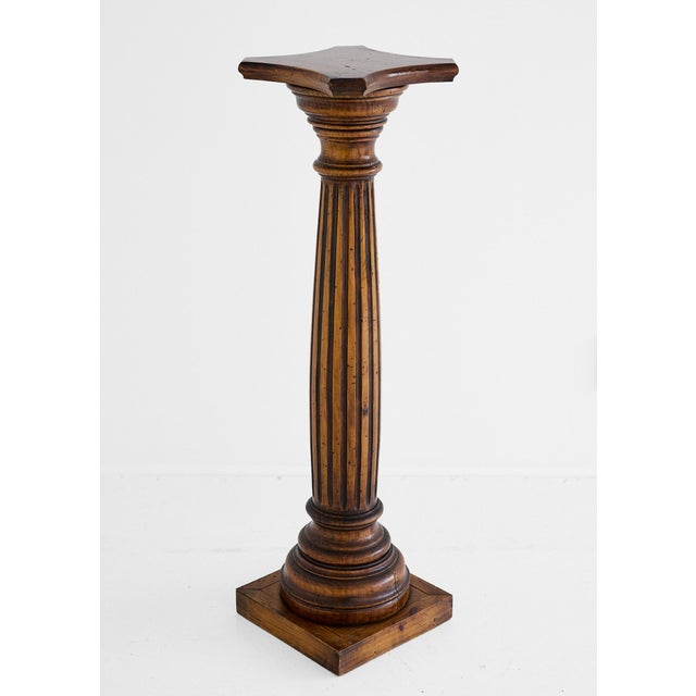 Early 20th Century Walnut Fluted Column Pedestal or Plant Stand, c.1940 For Sale - Image 4 of 16