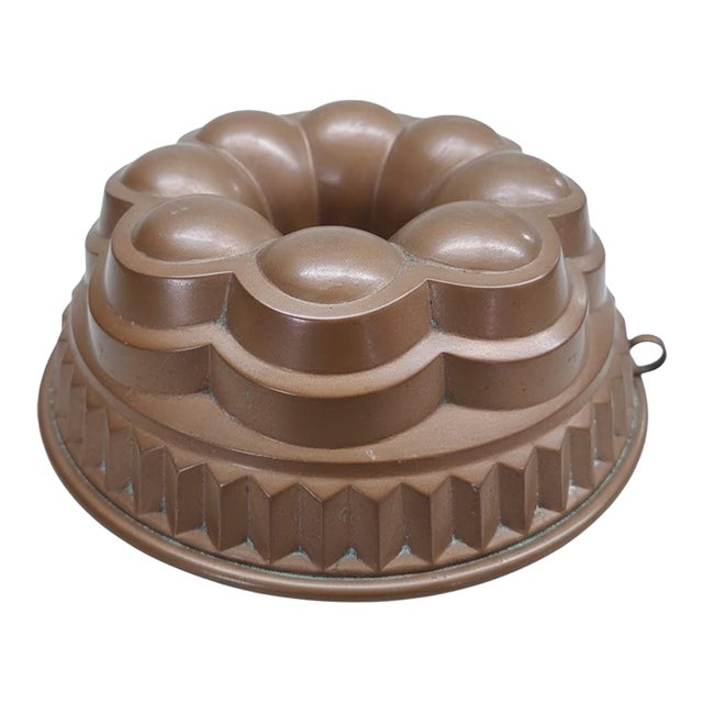 Antique German Copper Mold – g.m.t. & Bro. / Germany – Heavy Gauge Rolled Lip – 10” For Sale