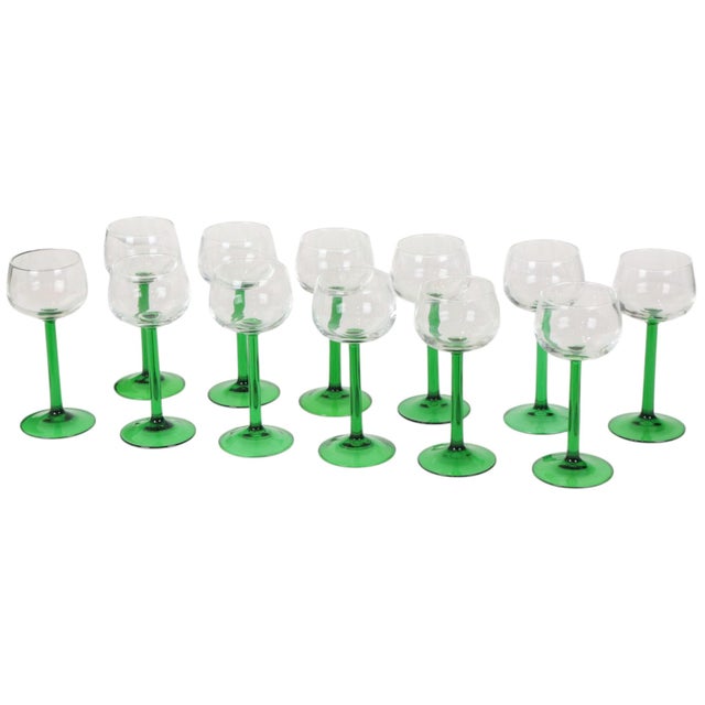 1970s Vintage Alsace Wine Glasses with Green Stems from Luminarc, 1970s, Set of 12 For Sale - Image 5 of 16