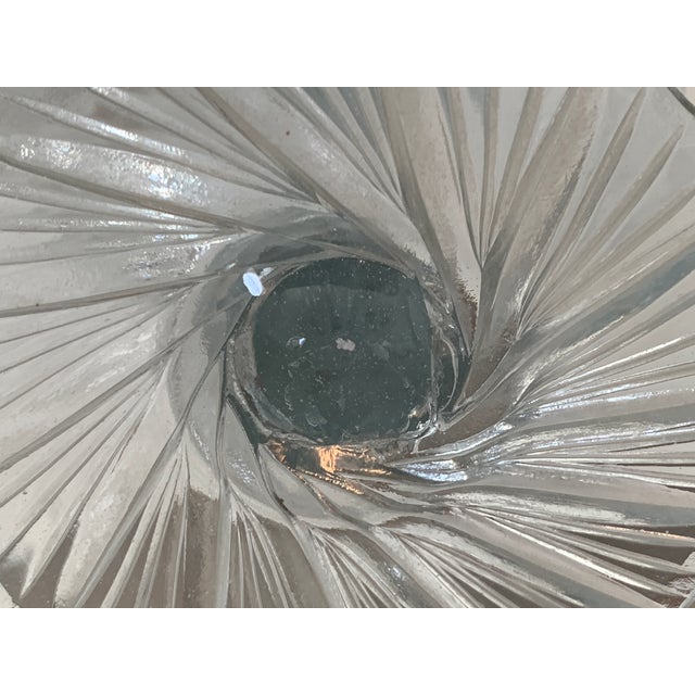 Early 20th-Century Eastern European Hand-Cut Crystal Starburst Pedestal Compote Centerpiece For Sale - Image 14 of 15