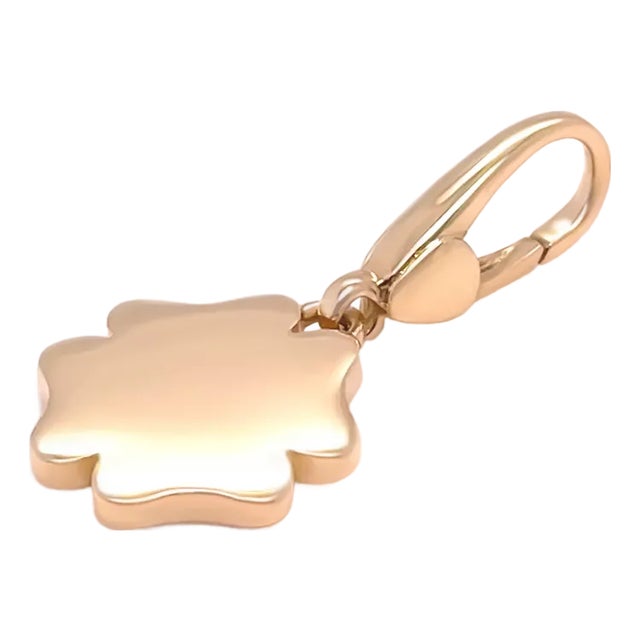 Bvlgari Rare 18ct Yellow Gold Four-Leaf Clover Pendant 3.88g For Sale