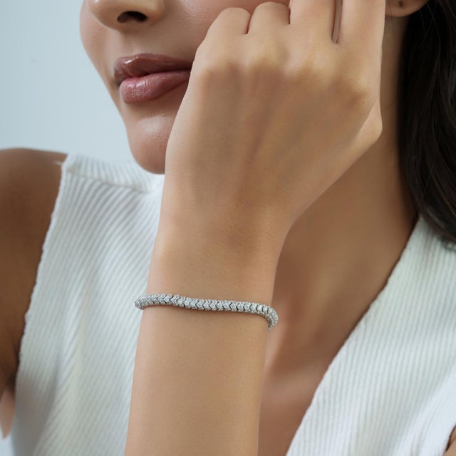 1980s Vintage Style Pavé Set White Zircon Tennis Bracelet in Sterling Silver 7 Inch For Sale - Image 6 of 14