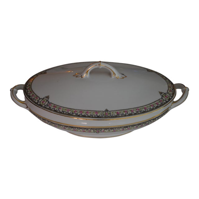 1960s Covered Vegetable Oval Serving Dish For Sale