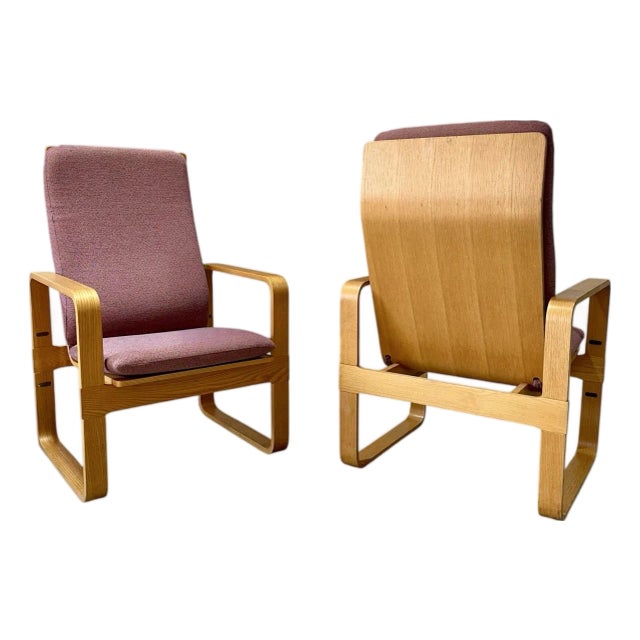 1980s Pair of Vintage Thonet Bentwood Lounge Chairs For Sale