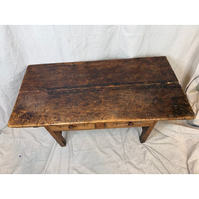 Antique Primitive French Farmhouse Work Table W/ 2 Drawers – Original Patina For Sale In Los Angeles - Image 6 of 12