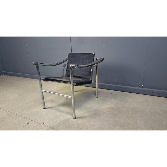 Black LC-1 Chair in Black Ponyskin by Le Corbusier for Cassina, 1970s For Sale - Image 8 of 14