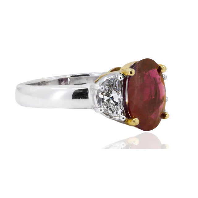 Contemporary Late 20th Century 3.09 Vivid Red Ruby Ring, Size 5 For Sale - Image 3 of 4