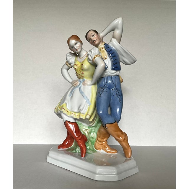 Herend Herend Hand-Painted Porcelain Hungarian Dancers Figurine – Romantic Folk Couple For Sale - Image 4 of 10