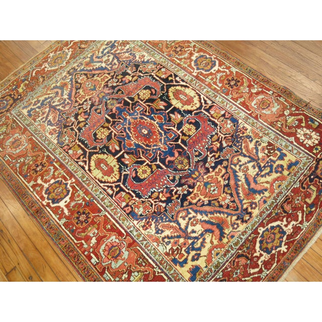 Early 20th Century Traditional Antique Persian Heriz Rug - 4'7" x 6'2" For Sale - Image 5 of 6