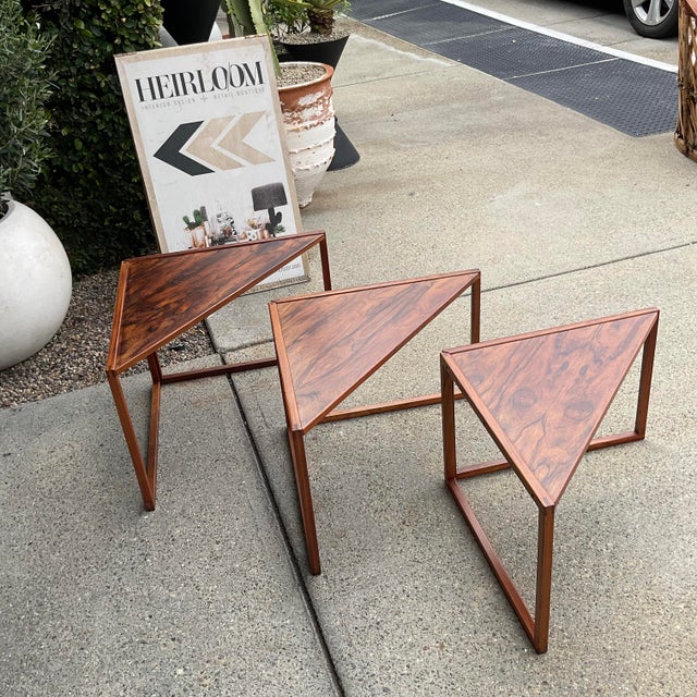Rare Set of 3 Attributed to Kai Kristiansen Rosewood Nesting Tables, Vildbjerg Møbelfabrik, Denmark, 1960s For Sale In Los Angeles - Image 6 of 14