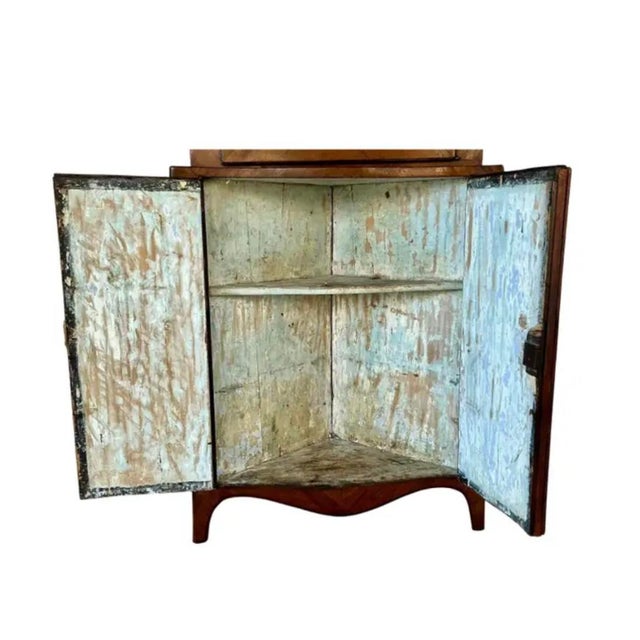18th Century Italian Inlaid Walnut Two-Part Corner Cupboard For Sale In Tampa - Image 6 of 13