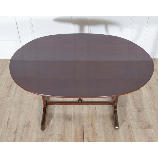 19th Century French Mahogany Winegrower’s Tilt-Top Table from Burgundy For Sale - Image 11 of 17