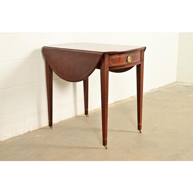 Baker Furniture Historic Charleston Georgian Inlaid Flame Mahogany Drop Leaf Pembroke Side Table For Sale - Image 17 of 17