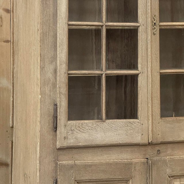 18th Century French Provincial Stripped Oak Bookcase For Sale - Image 10 of 18